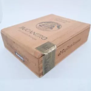 Bucanero little cigars with a characteristic integument